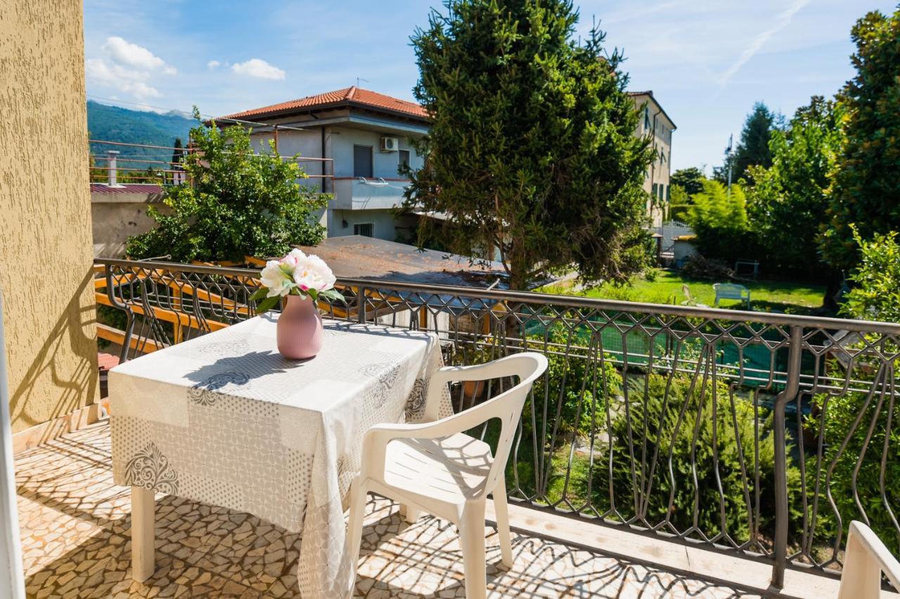 Casa Violetta Bed & Breakfast Marina di Massa Εξωτερικό φωτογραφία