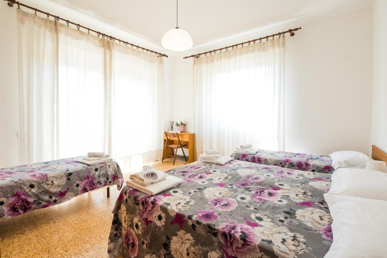Casa Violetta Bed & Breakfast Marina di Massa Εξωτερικό φωτογραφία
